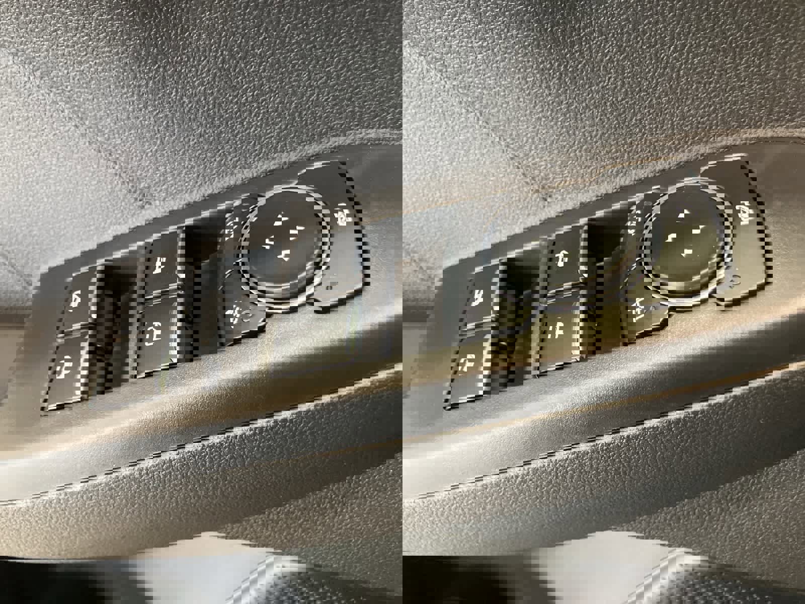 Used 2023 Ford Escape Active w/ Tech Pack #1 image 12