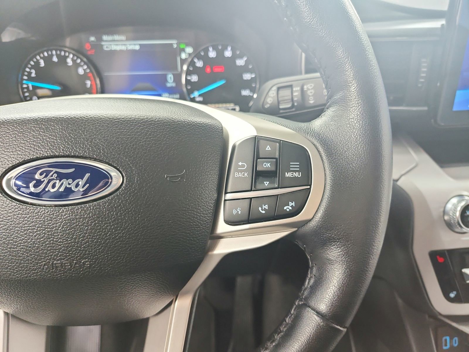 Used 2024 Ford Explorer XLT w/ Equipment Group 202A image 24