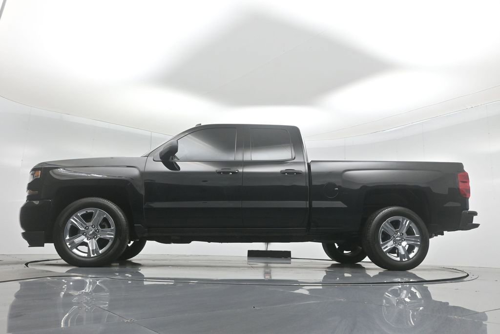 Used 2018 Chevrolet Silverado 1500 Custom w/ Custom Value Package image 45
