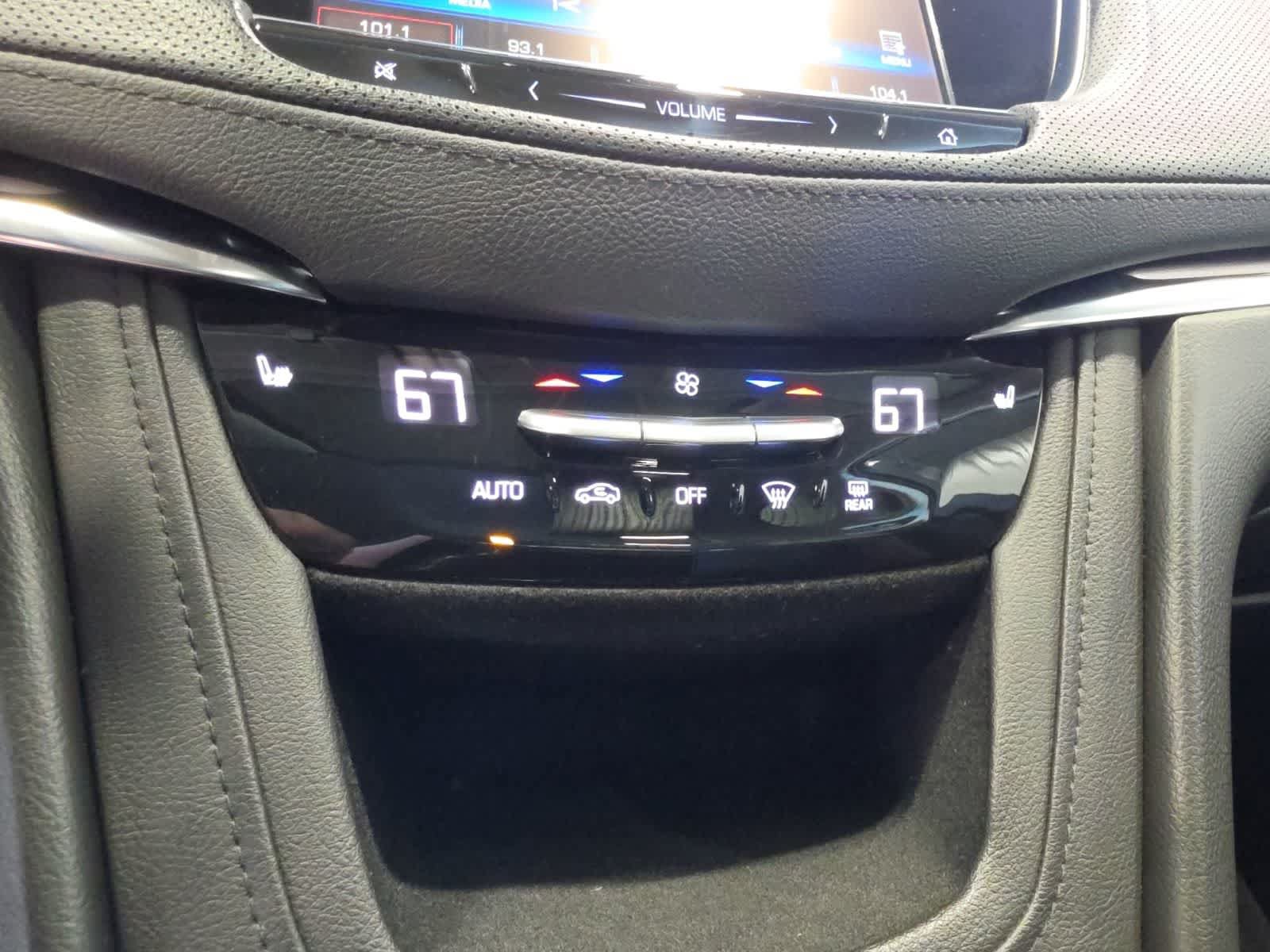 Used 2018 Cadillac XT5 Luxury AWD/4WD image 25