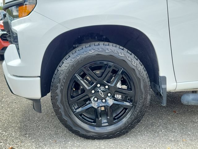 Certified 2024 Chevrolet Silverado 1500 Custom w/ Turbomax Blackout Package AWD/4WD image 6