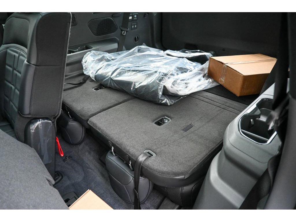 New 2026 Kia EV9 Land w/ Nightfall Edition Package image 13