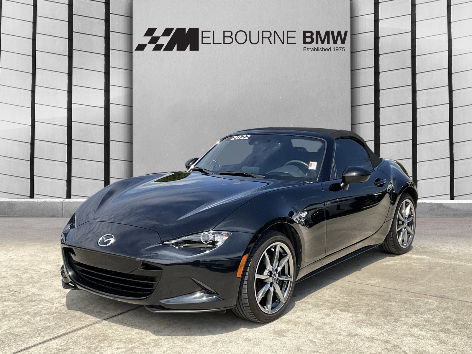 Used 2022 MAZDA MX-5 Miata Grand Touring RWD image 3