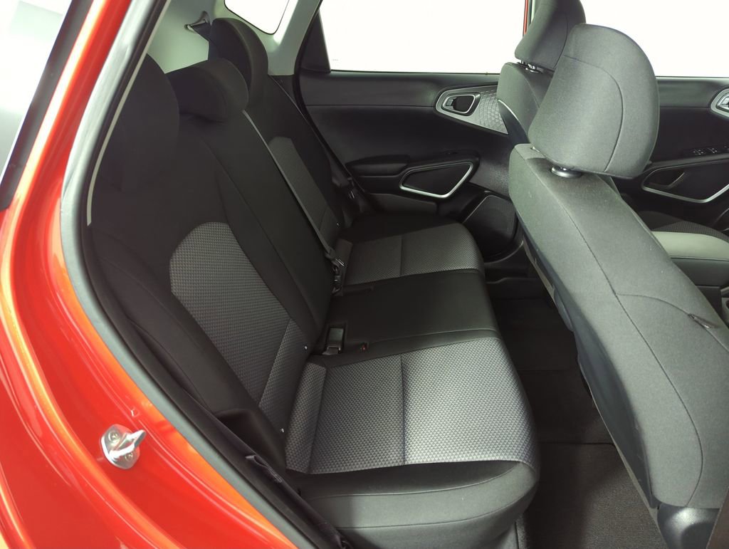 Used 2025 Kia Soul LX w/ LX Technology Package image 31
