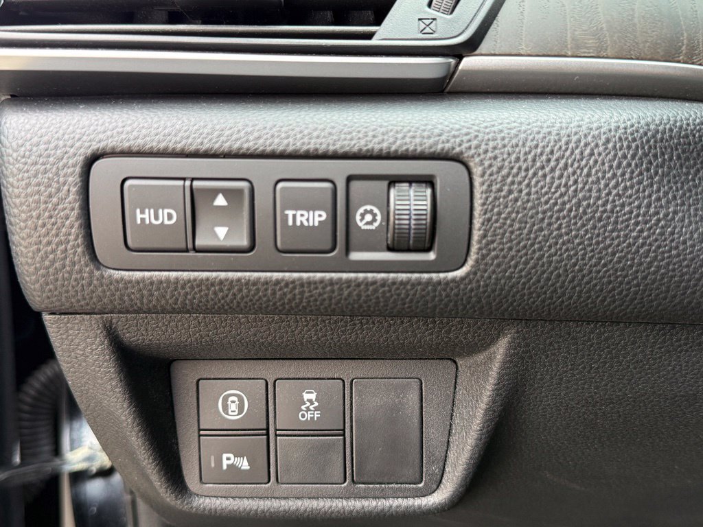 Used 2020 Honda Accord Touring image 24