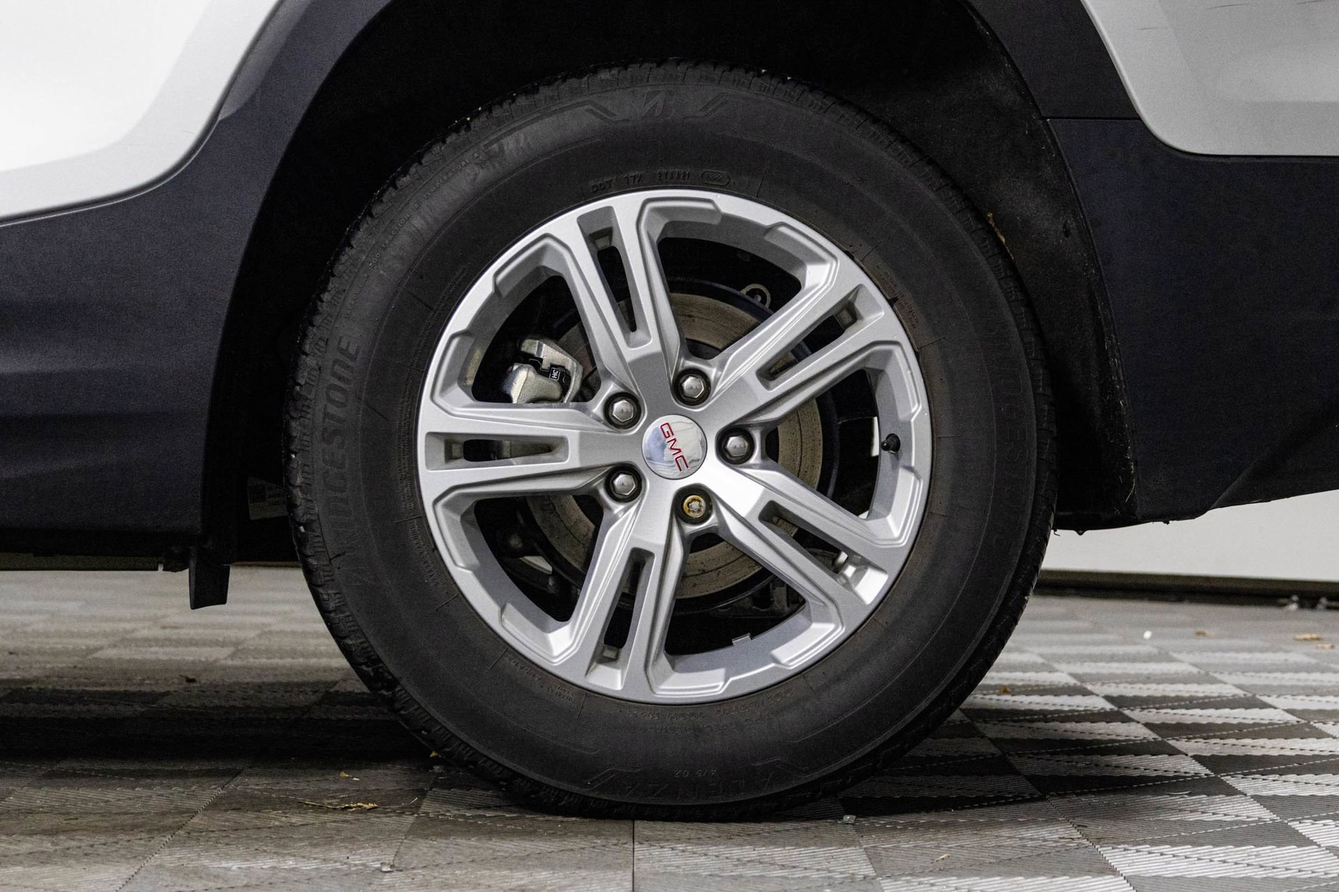 Used 2022 GMC Terrain SLE w/ Driver Convenience Package image 43