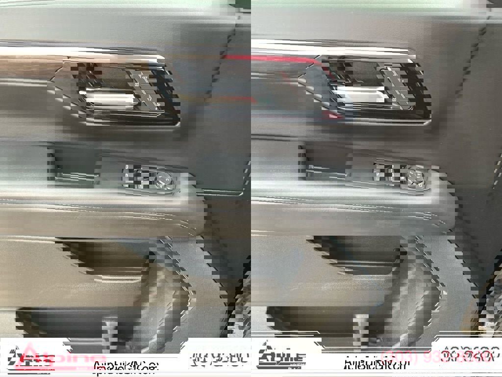 Used 2025 Chevrolet Tahoe Z71 image 19