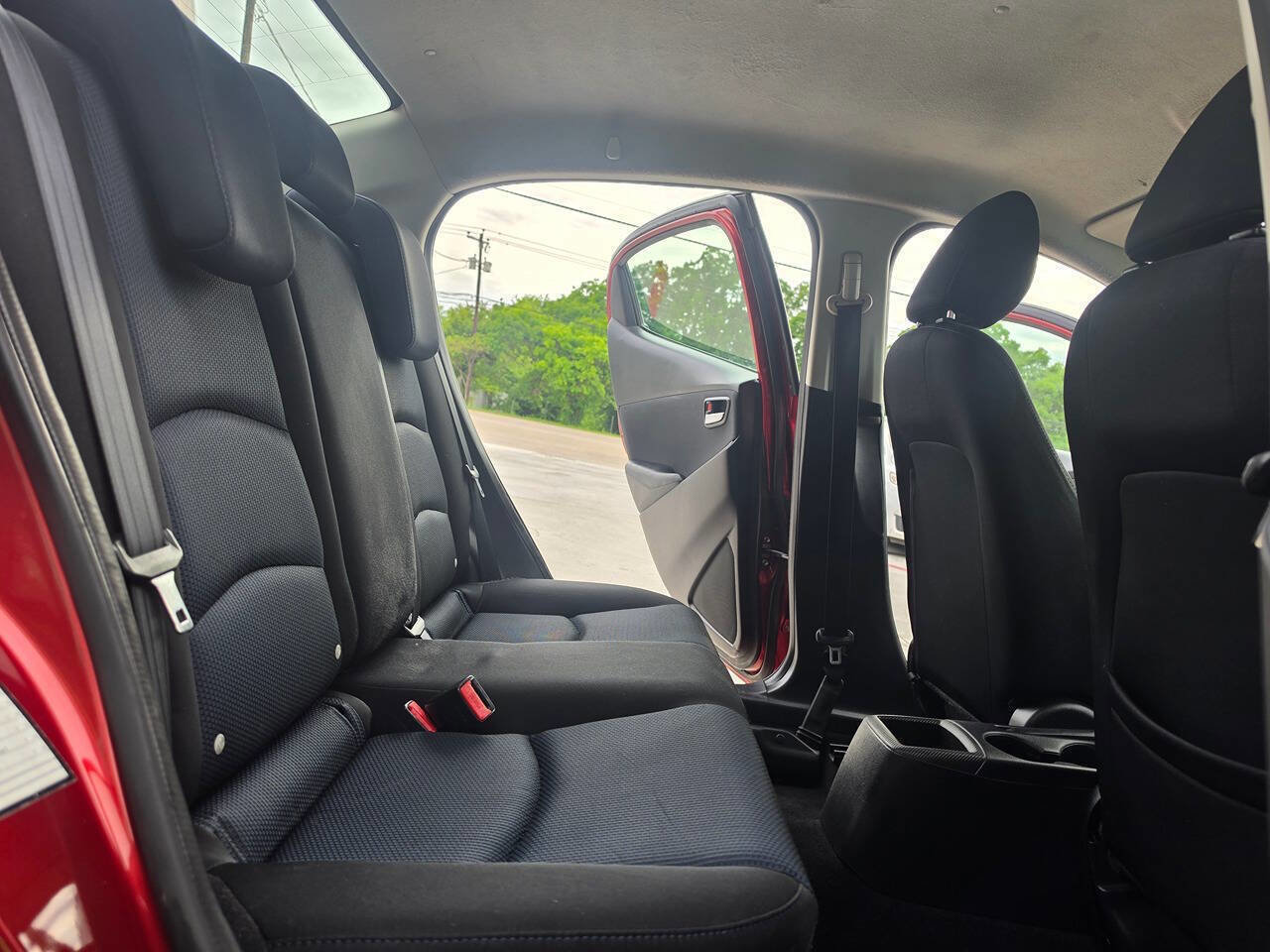 Used 2017 Toyota Yaris iA FWD image 28
