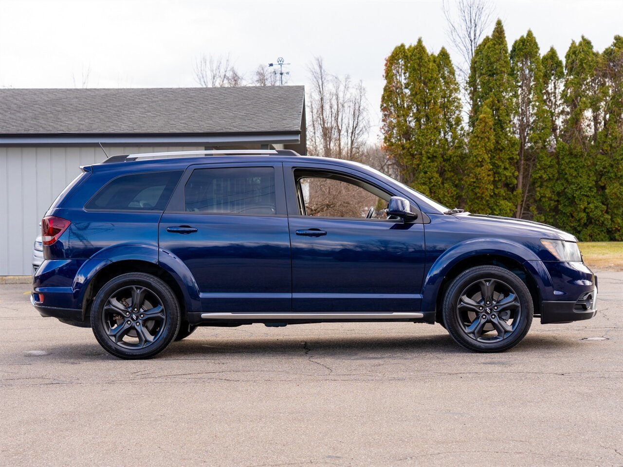 Used 2018 Dodge Journey Crossroad AWD/4WD image 4