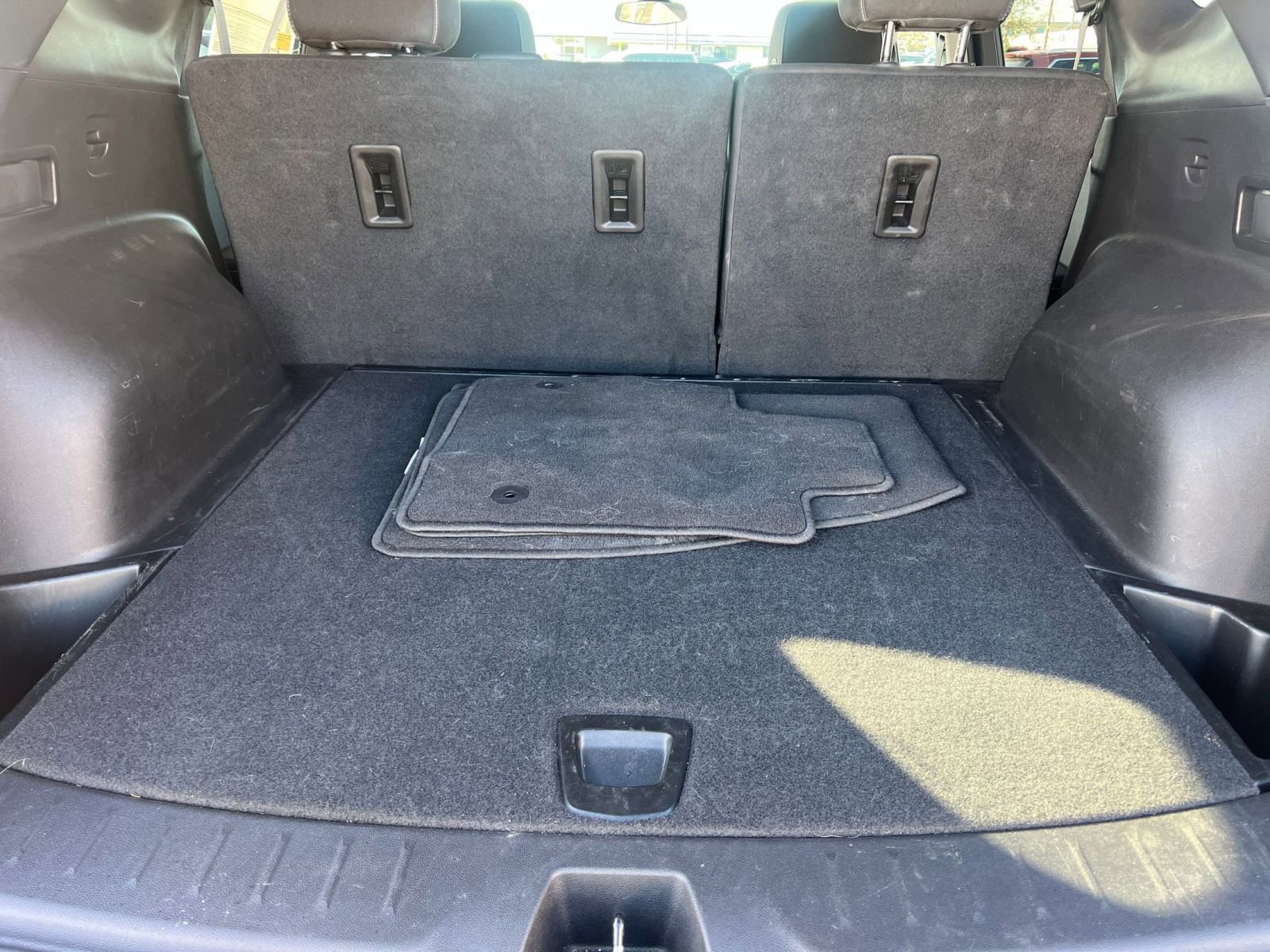 Used 2025 Chevrolet Blazer LT image 31