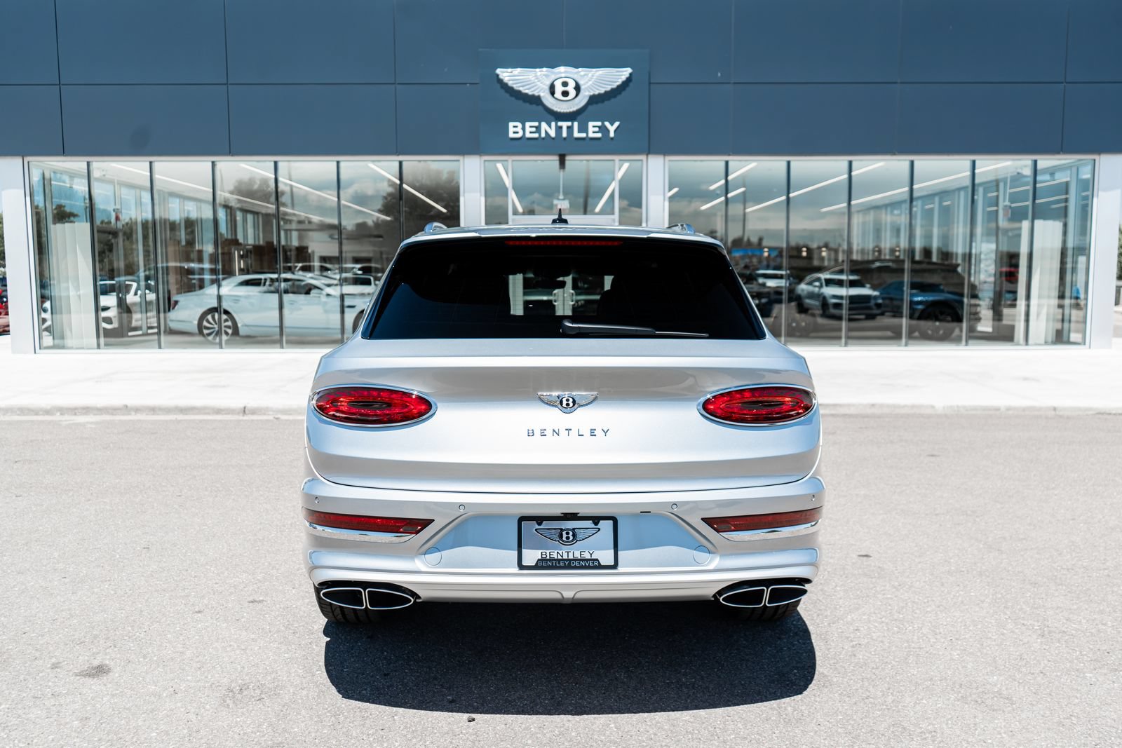 New 2026 Bentley Bentayga Extended Wheelbase AWD/4WD image 11