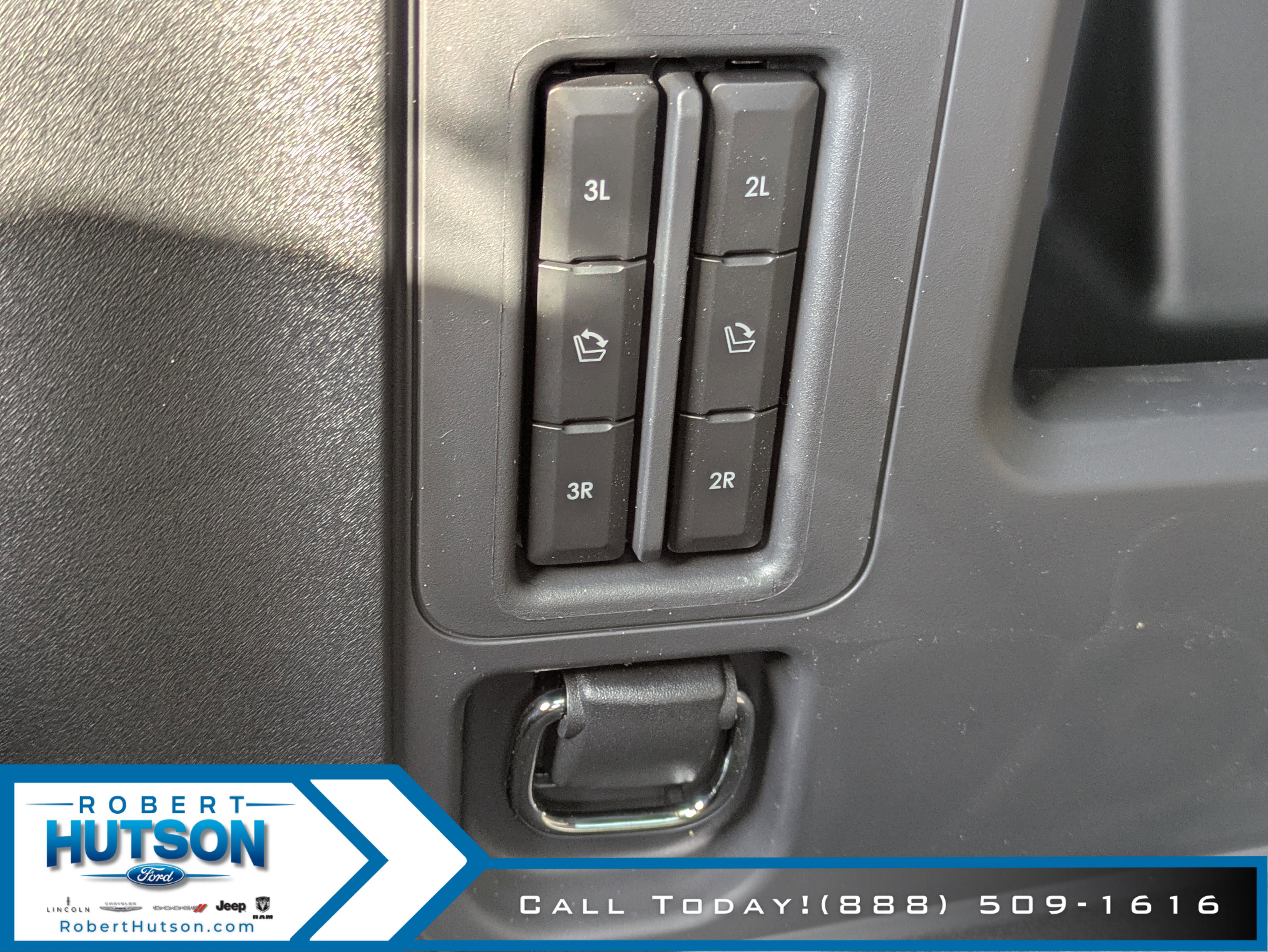 New 2026 Lincoln Navigator L Reserve w/ Jet Appearance Package AWD/4WD image 11