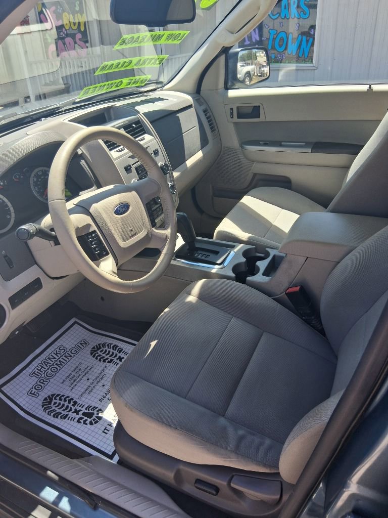 Used 2011 Ford Escape XLT AWD/4WD image 7