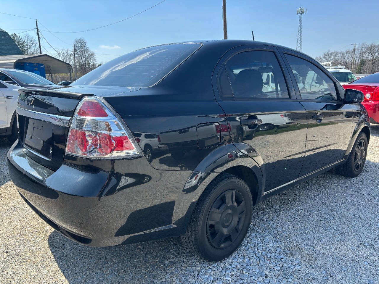 Used 2011 Chevrolet Aveo LT image 6