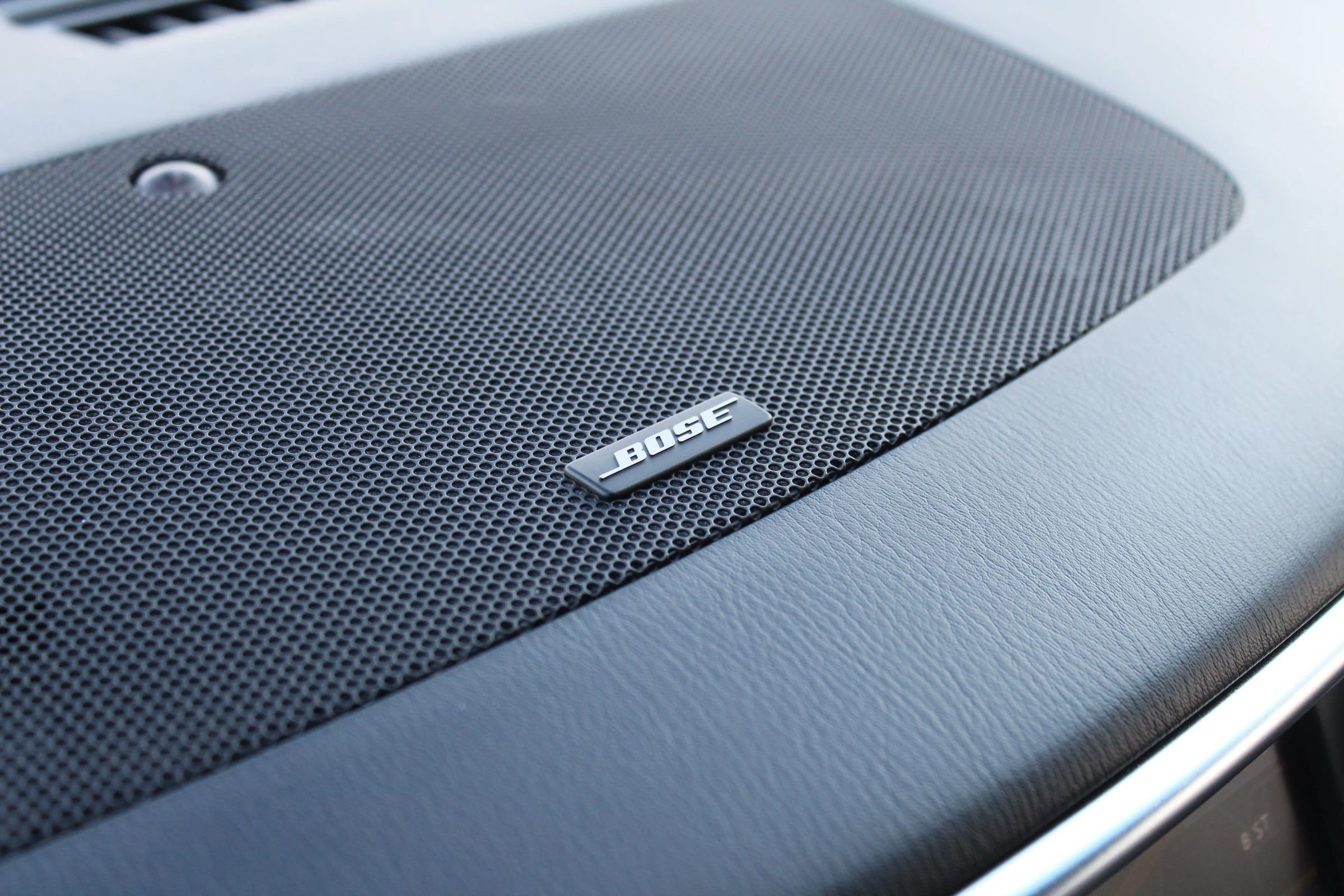 Used 2017 Nissan Armada SL image 36