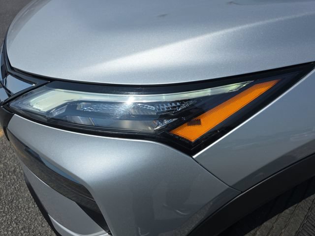 Used 2025 Nissan Rogue SV FWD image 31