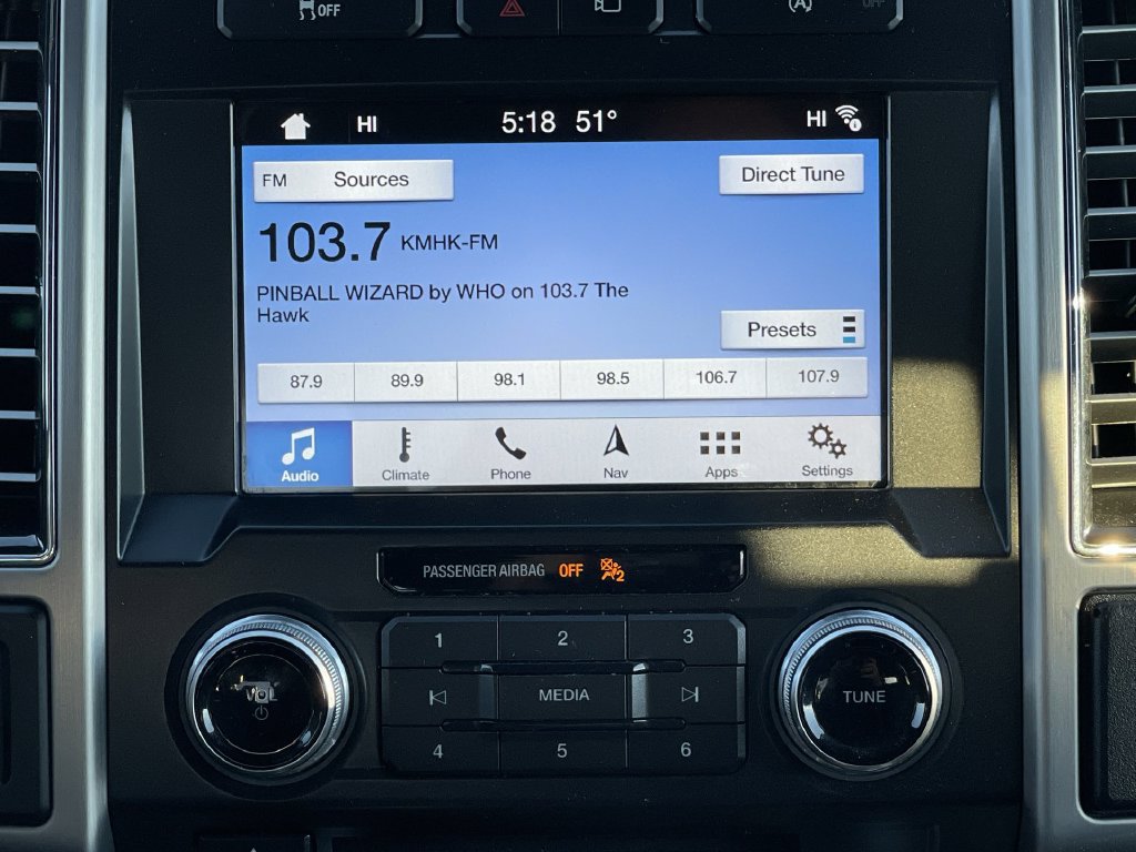 Used 2018 Ford F150 Platinum w/ Equipment Group 701A Luxury AWD/4WD image 32