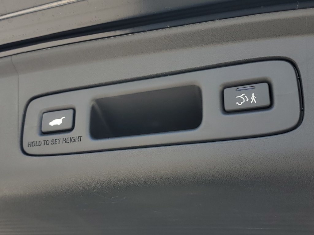 Certified 2025 Acura ADX AWD image 12