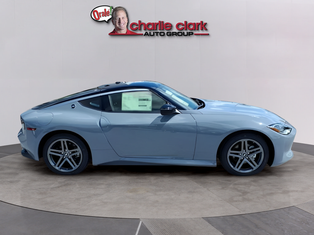 New 2026 Nissan Z Sport w/ Floor Mat Package RWD image 6