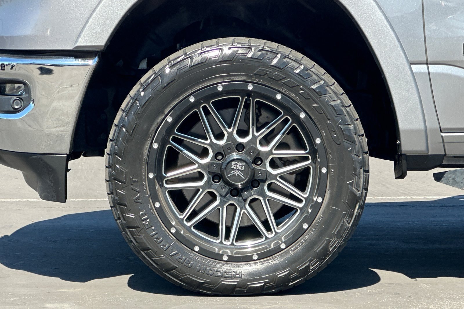 Used 2022 RAM 1500 Laramie AWD/4WD image 25