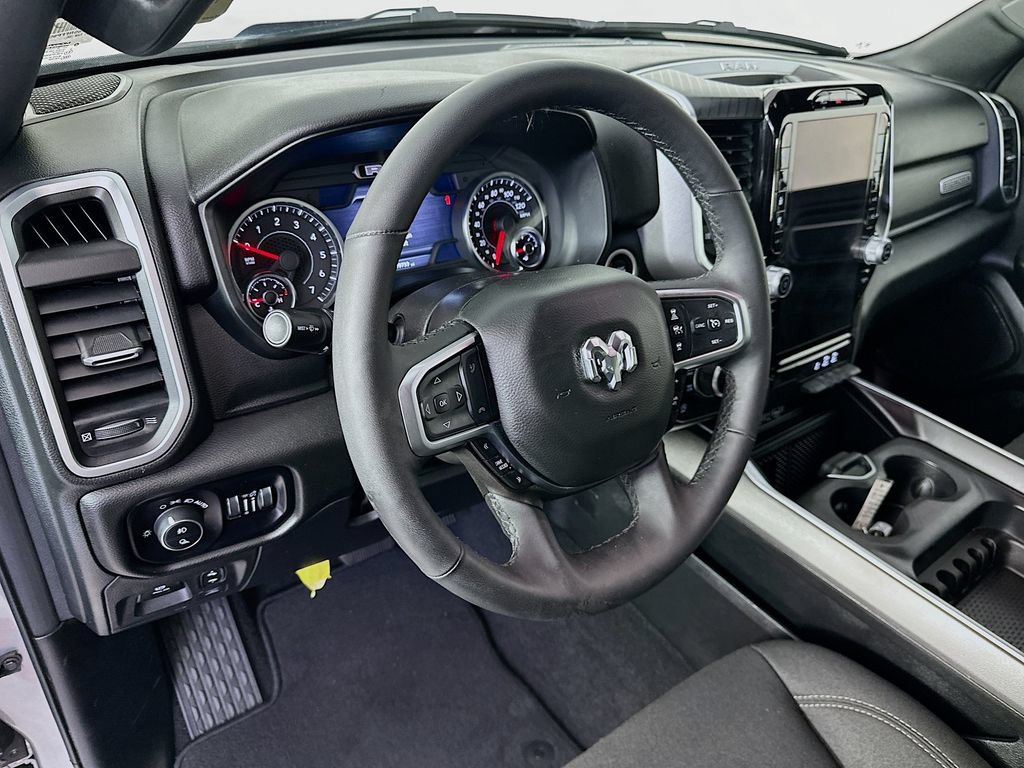 Used 2025 RAM 1500 Big Horn AWD/4WD image 30