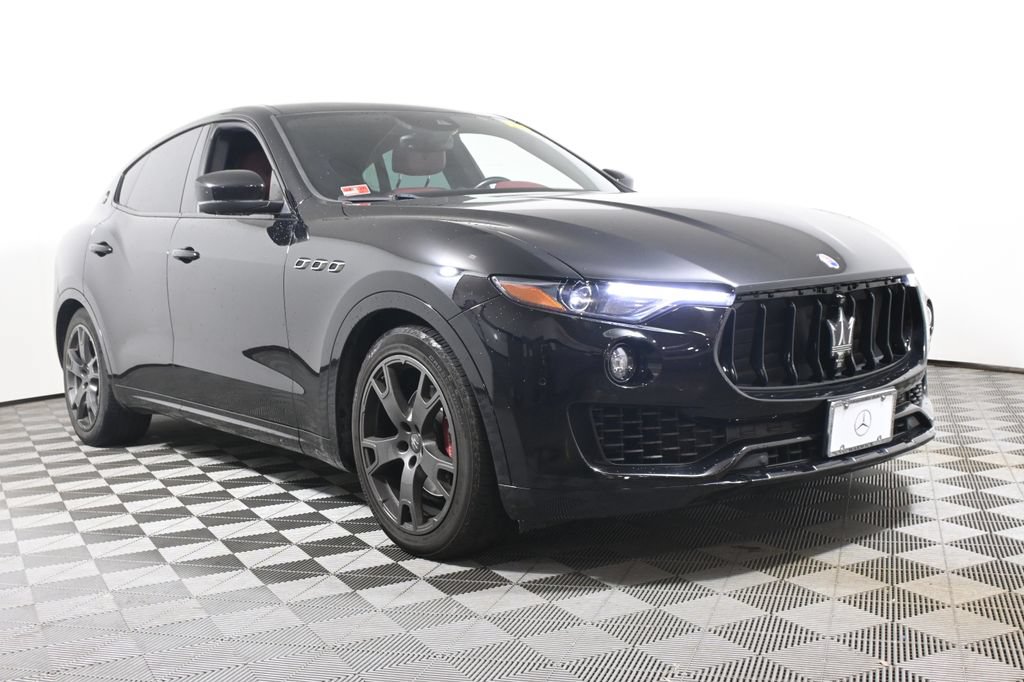 Used 2019 Maserati Levante AWD/4WD image 9