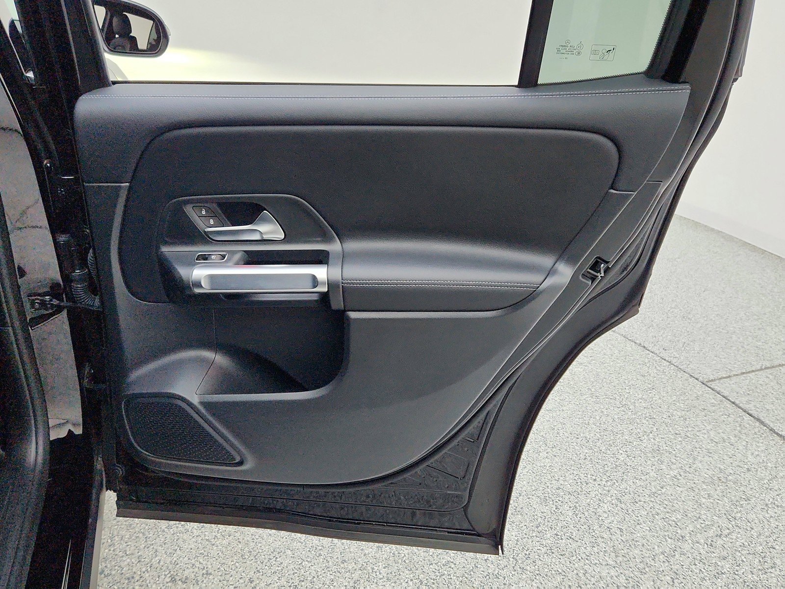 Certified 2024 Mercedes-Benz GLB 250 image 51
