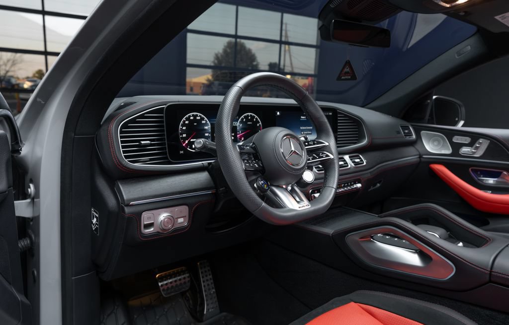 Used 2024 Mercedes-Benz GLE 53 AMG 4MATIC Coupe image 31