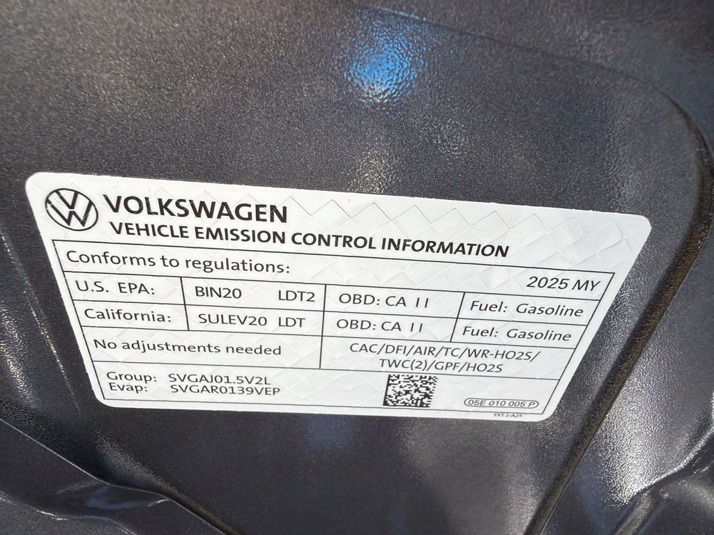 Used 2025 Volkswagen Taos SE AWD/4WD image 25