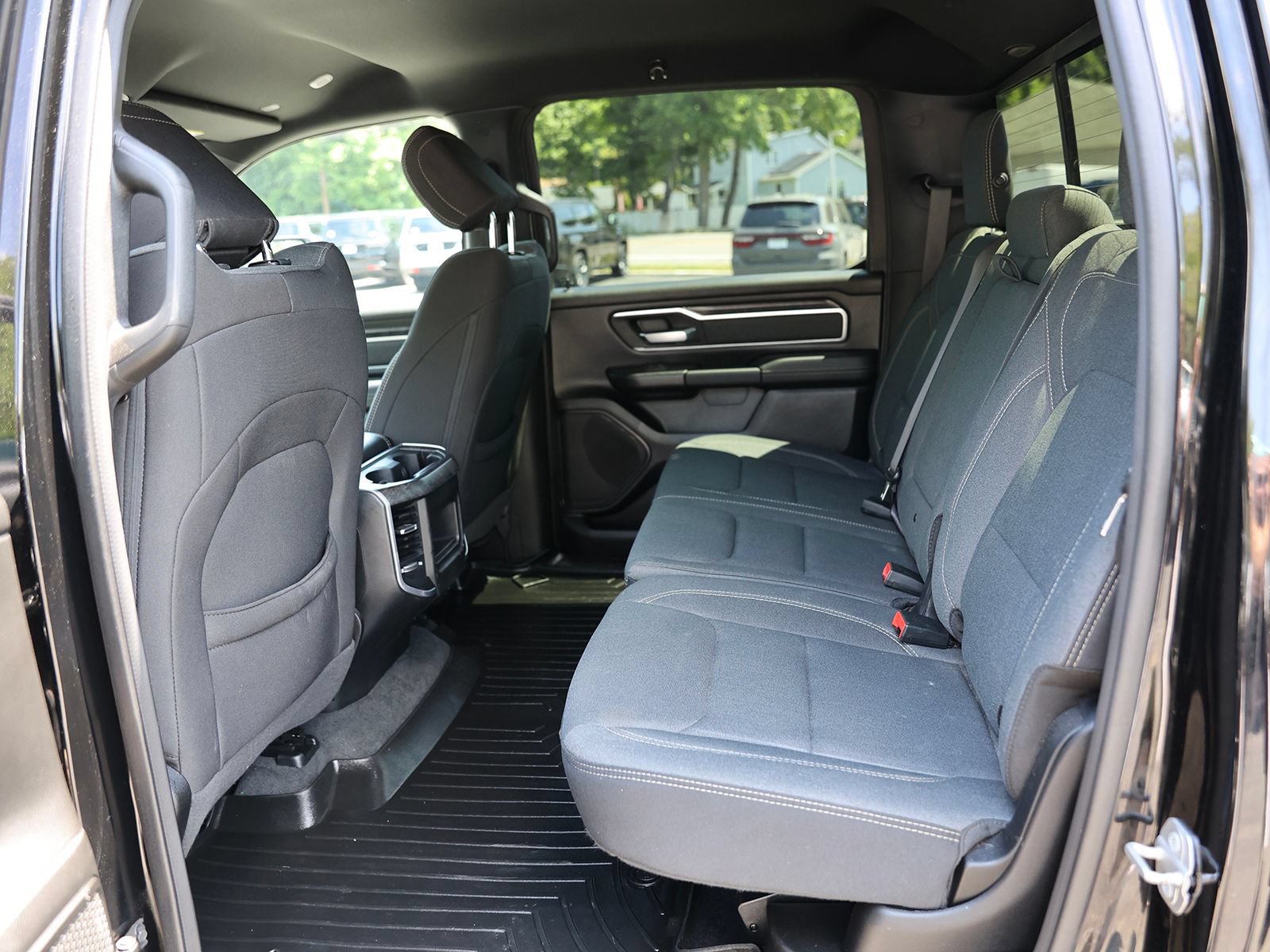Used 2022 RAM 1500 Big Horn AWD/4WD image 26