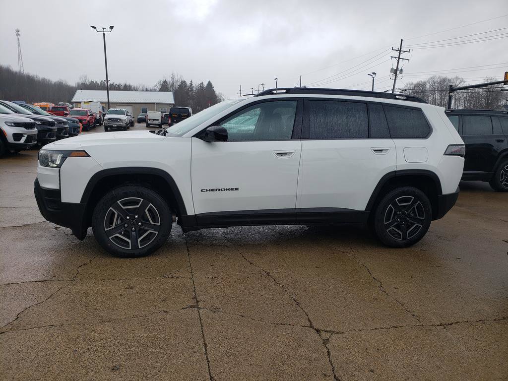 New 2026 Jeep Cherokee Laredo image 7