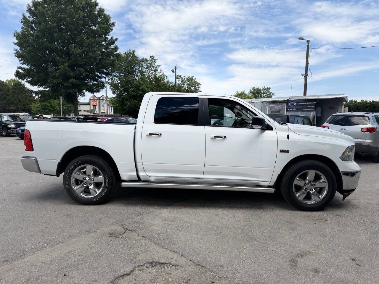 Used 2015 RAM 1500 Lone Star RWD image 4