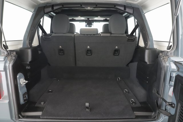 Used 2025 Jeep Wrangler Unlimited Sahara image 27