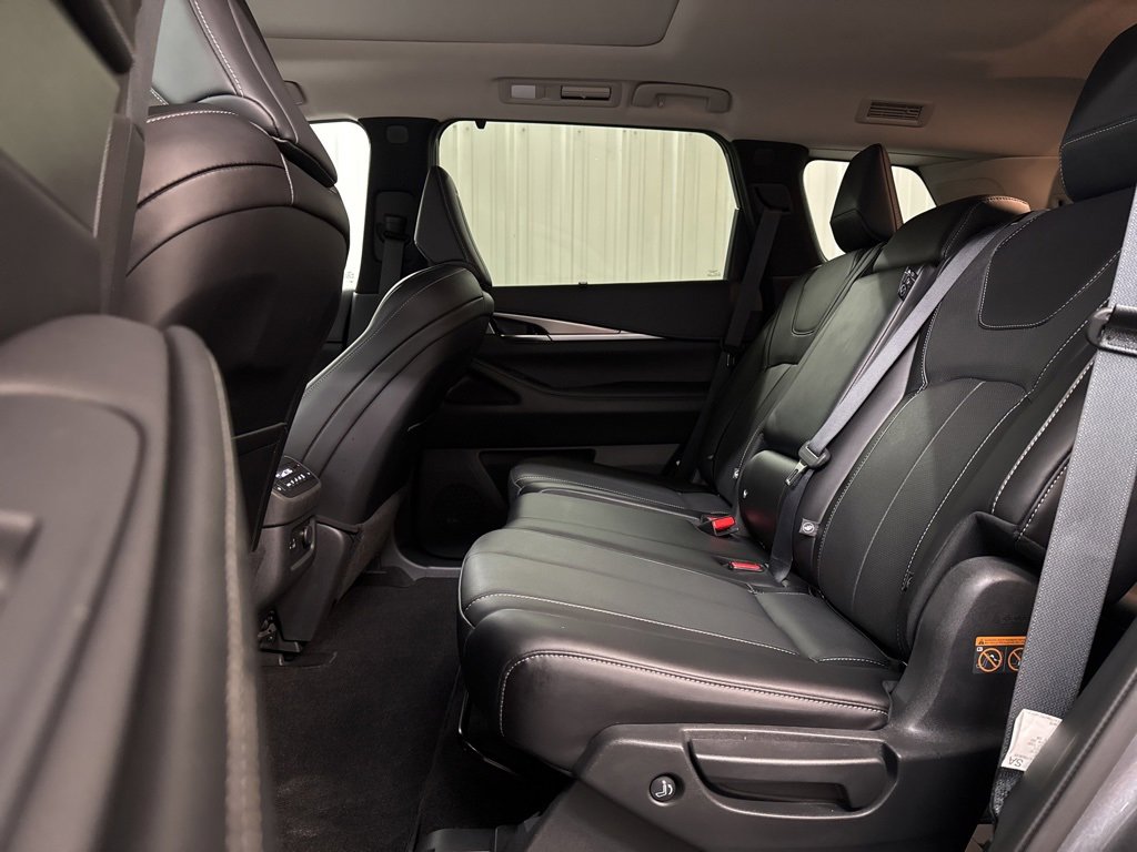 Certified 2024 INFINITI QX60 Luxe image 32