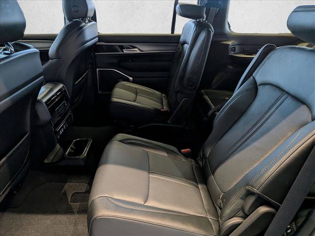 New 2026 Jeep Grand Wagoneer Limited AWD/4WD image 13