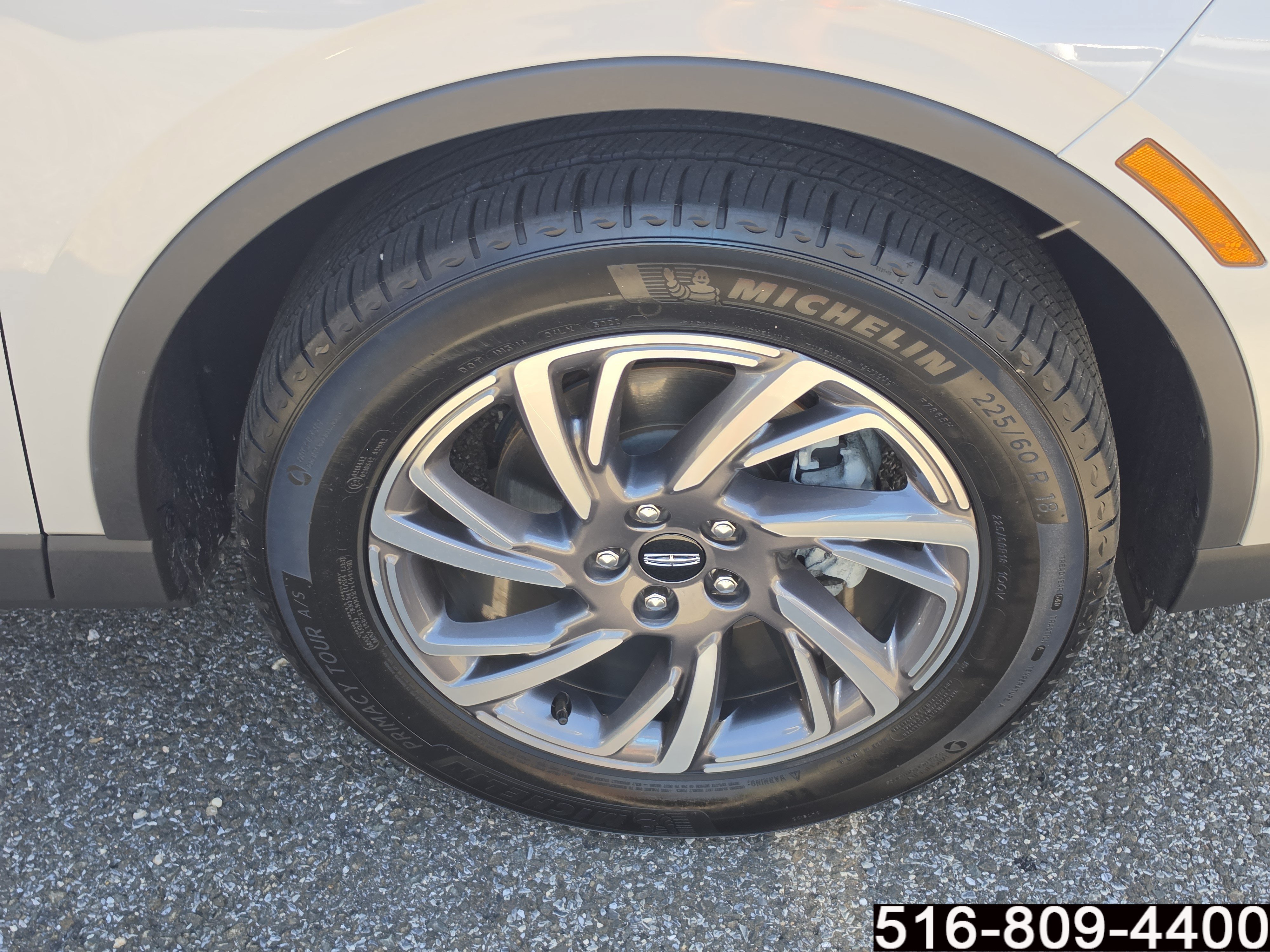 Used 2023 Lincoln Corsair AWD w/ Equipment Group 101A image 9