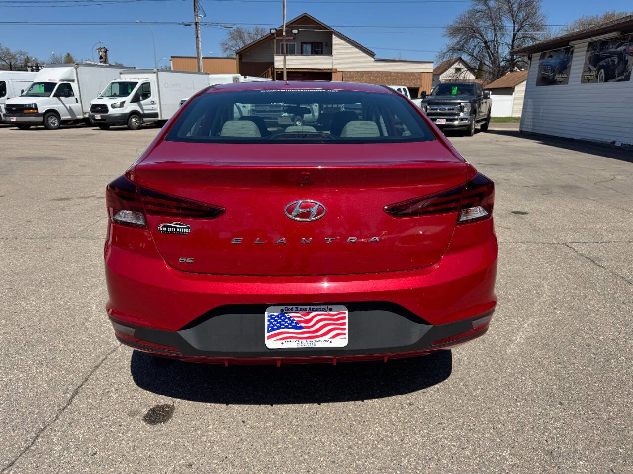 Used 2019 Hyundai Elantra SE image 7