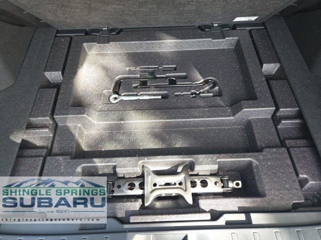 Certified 2025 Subaru Outback Onyx Edition AWD/4WD image 14