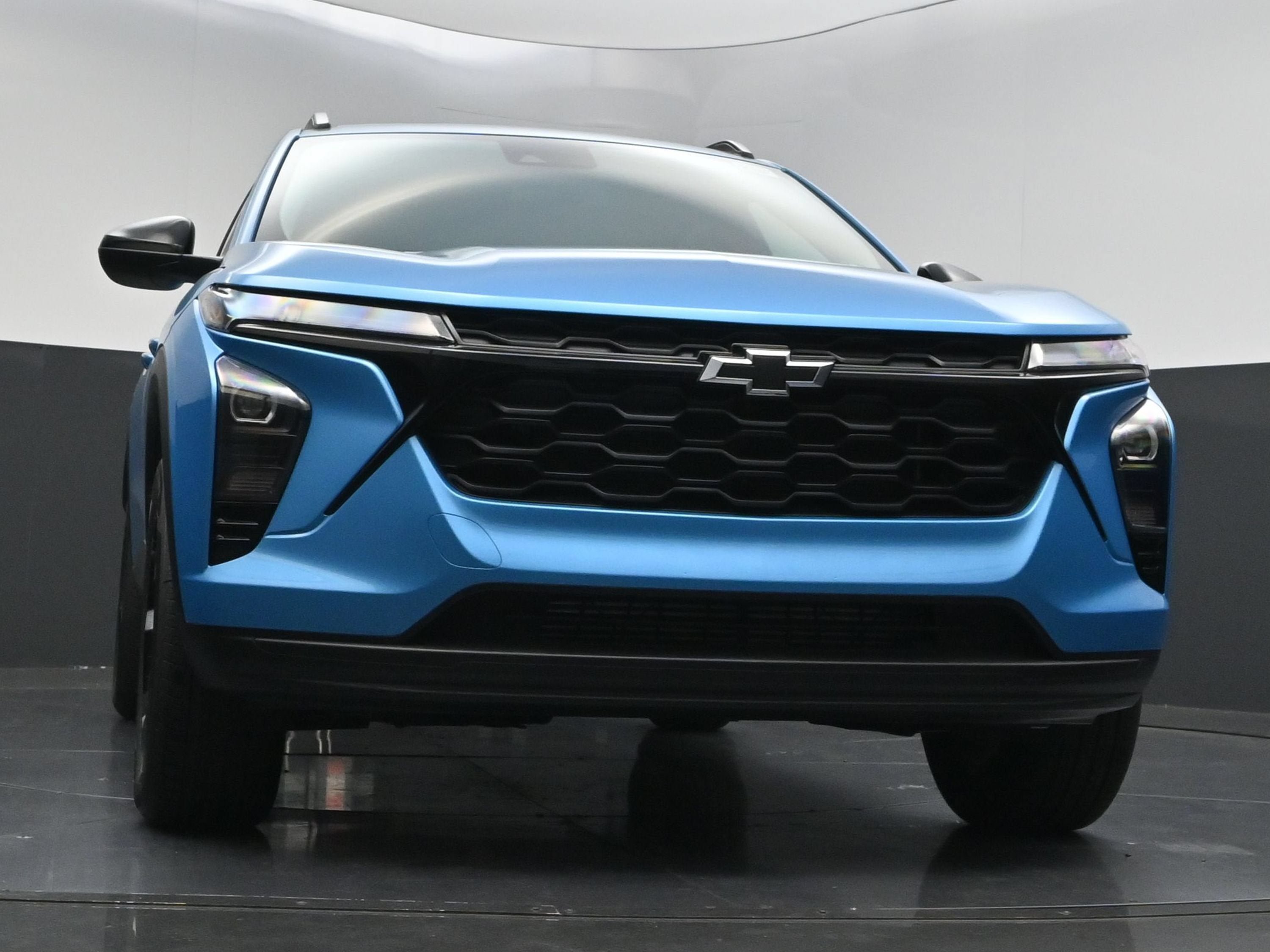 New 2026 Chevrolet Trax LT w/ Sunroof Package FWD image 40