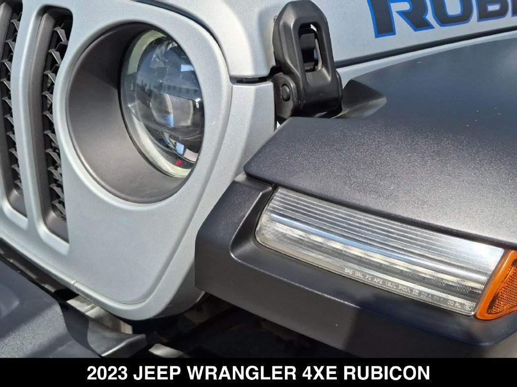 Used 2023 Jeep Wrangler Unlimited Rubicon 4xe w/ Cold Weather Group AWD/4WD image 10