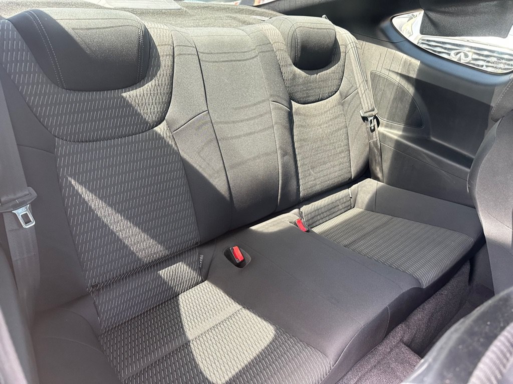 Used 2014 Hyundai Genesis 2.0T RWD image 14