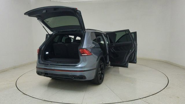 Used 2023 Volkswagen Tiguan SE R-Line image 75