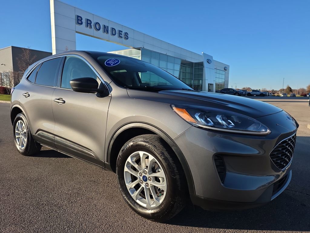 Used 2022 Ford Escape SE w/ Convenience Package