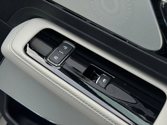 New 2026 Lincoln Aviator Reserve image 17