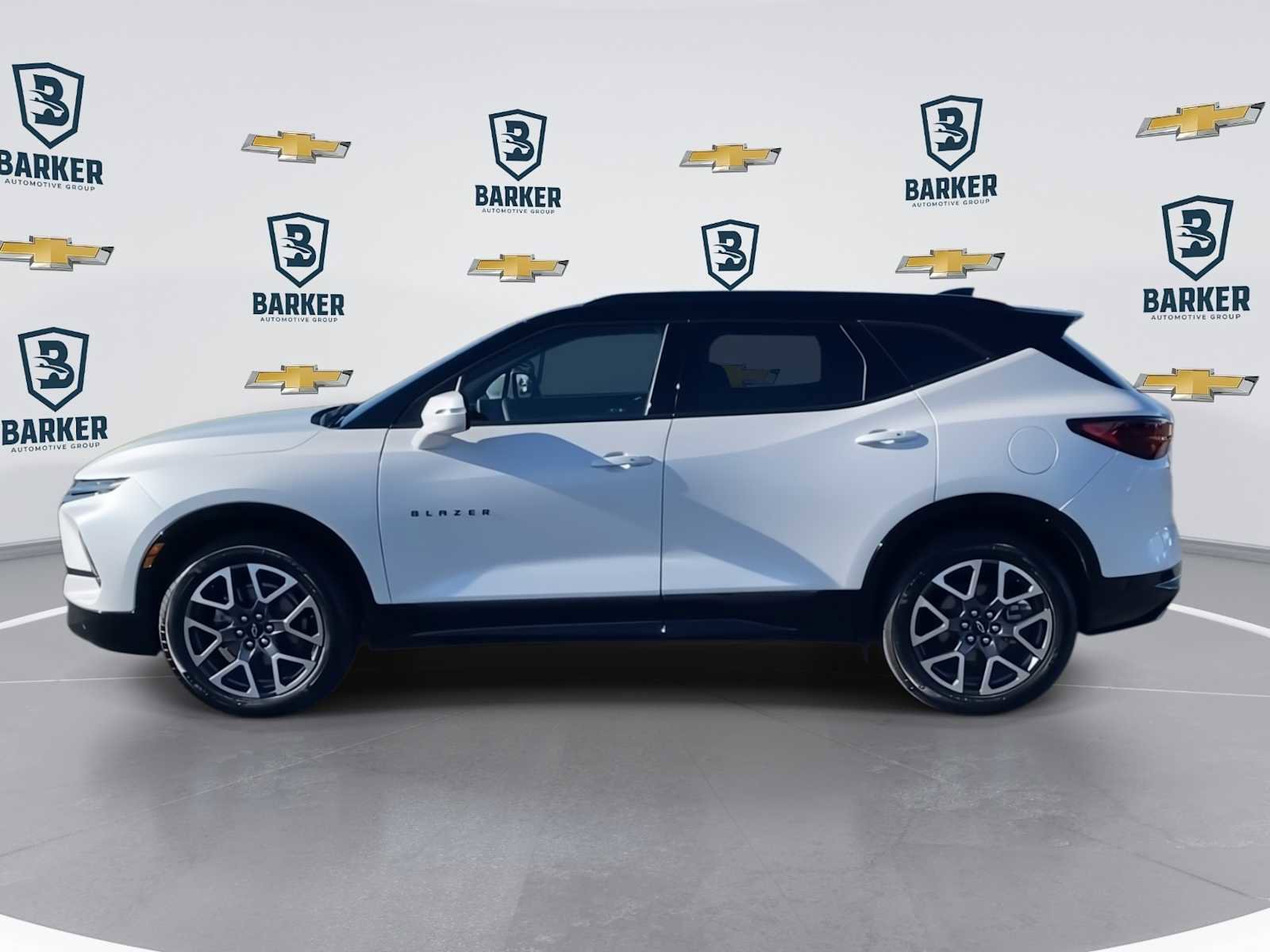 Used 2025 Chevrolet Blazer RS FWD image 5