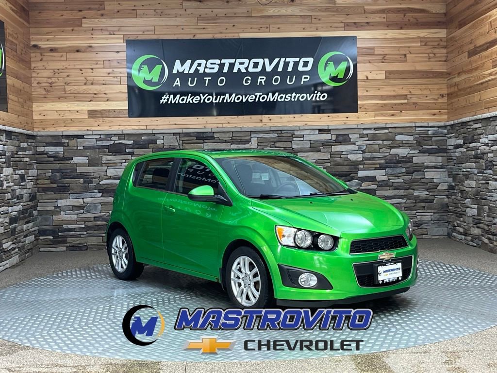 Used 2015 Chevrolet Sonic LT FWD image 1