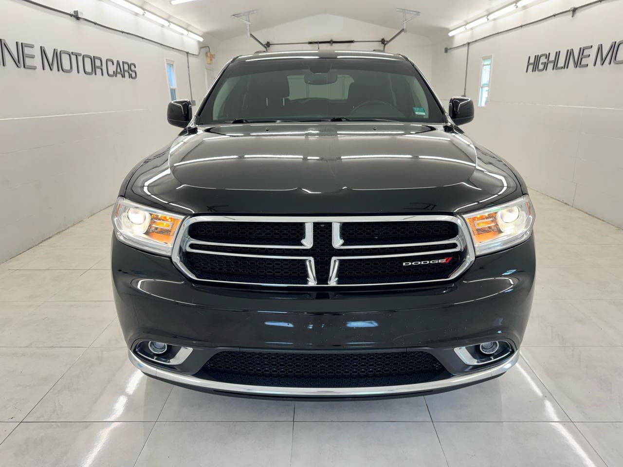 Used 2020 Dodge Durango SXT RWD image 2