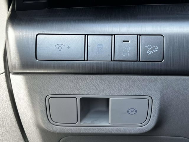 Used 2024 Hyundai Kona SE AWD/4WD image 22