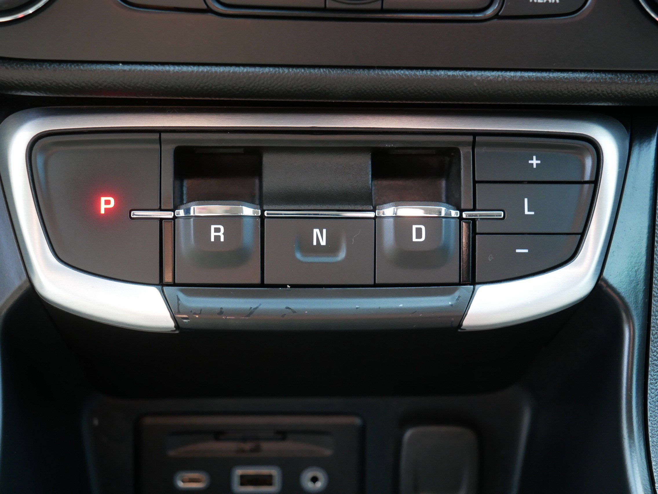 Used 2023 GMC Terrain SLE w/ Driver Convenience Package AWD/4WD image 24