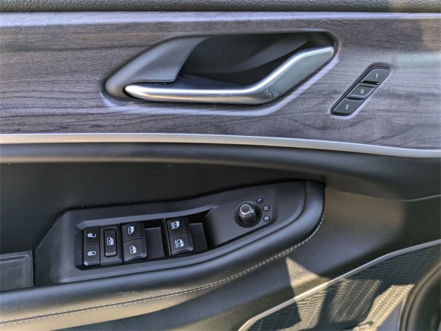 Certified 2021 Jeep Grand Cherokee L Limited w/ Trailer Tow Group (B) image 13